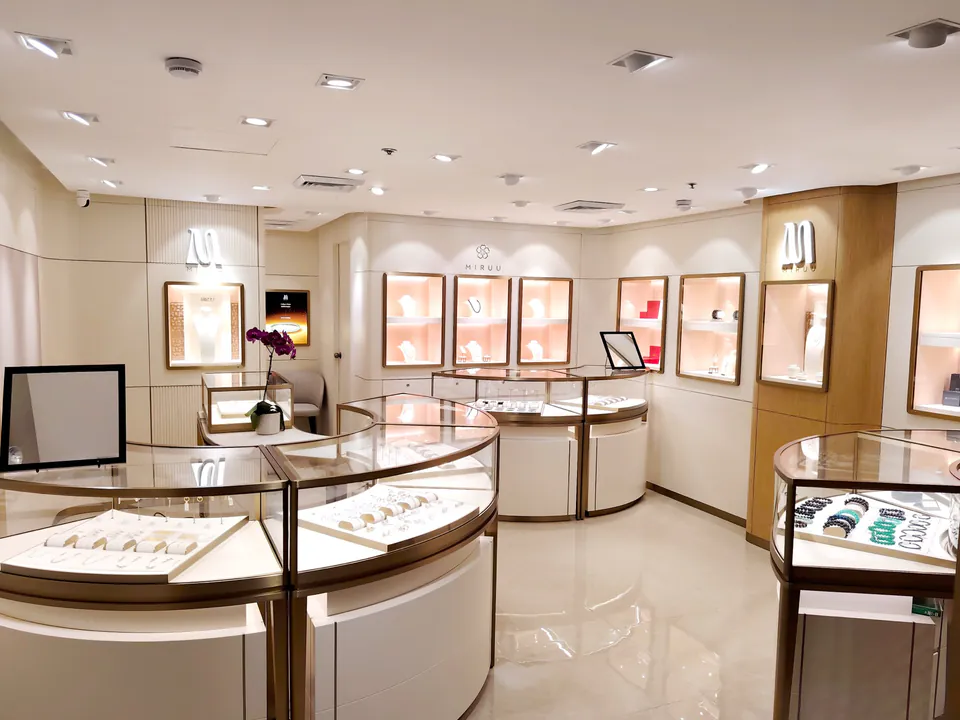 Miruu Robinsons Place Manila store interior